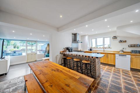 3 bedroom semi-detached house for sale, The Crescent, West Wickham, Kent, BR4