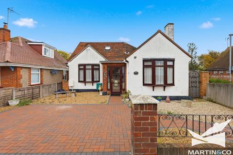 undefined, Wallace Crescent, Chelmsford