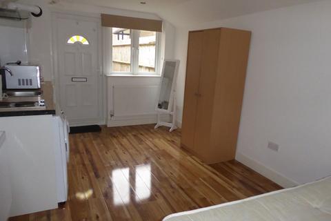 undefined, The Studio, Newlyn, Shinfield Road, Shinfield, Reading.