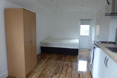 undefined, The Studio, Newlyn, Shinfield Road, Shinfield, Reading.