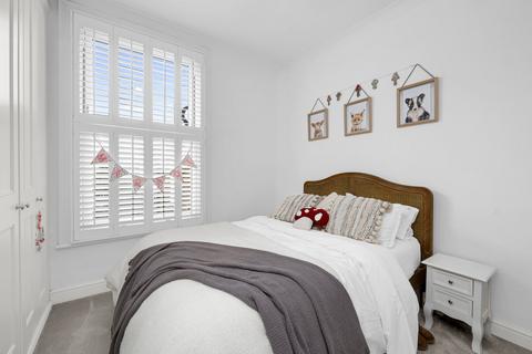 undefined, Gibbon Road, Kingston Upon Thames