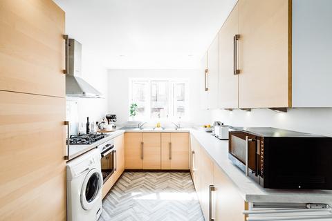 7 bedroom terraced house to rent, Wheatstone Road, Southsea