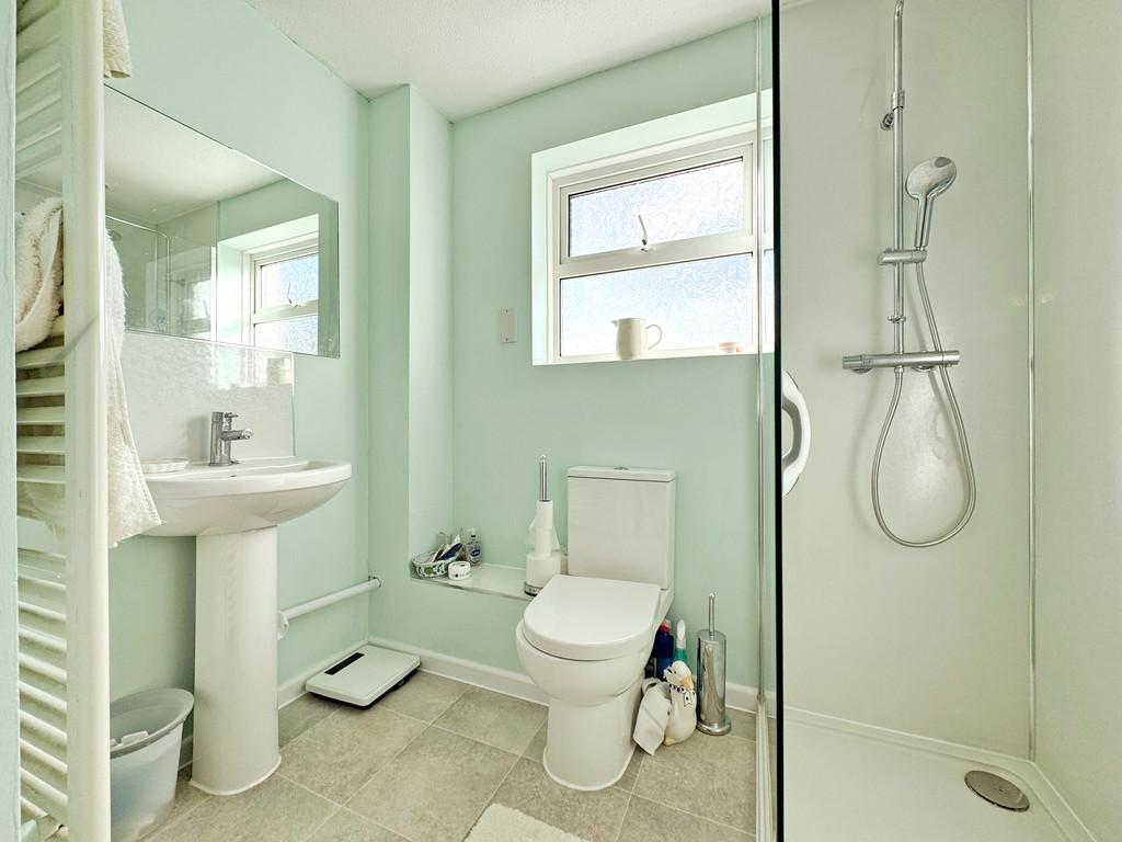 47 ML Shower Room