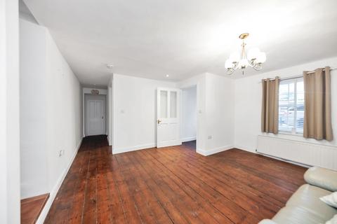 2 bedroom apartment for sale, High Street, Royston SG8