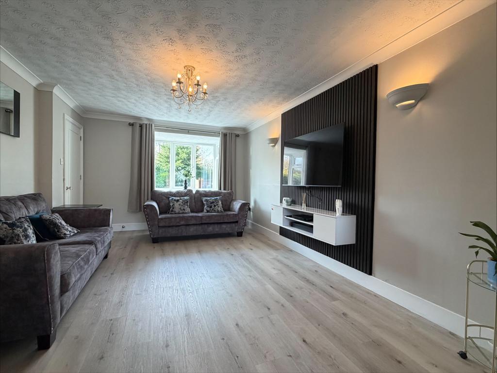 Processed-F2 B9 C73 E-E207-45 BC-BC40-92 E1 DA224 D8 D