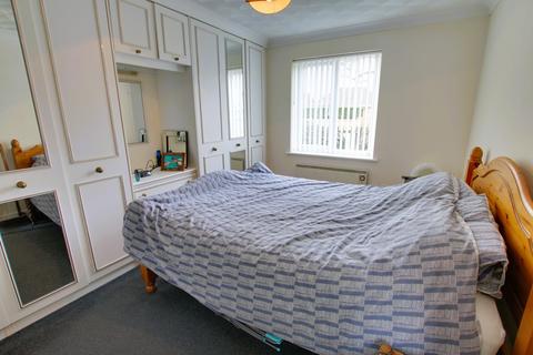 1 bedroom ground floor flat for sale, Hussars Court, March PE15