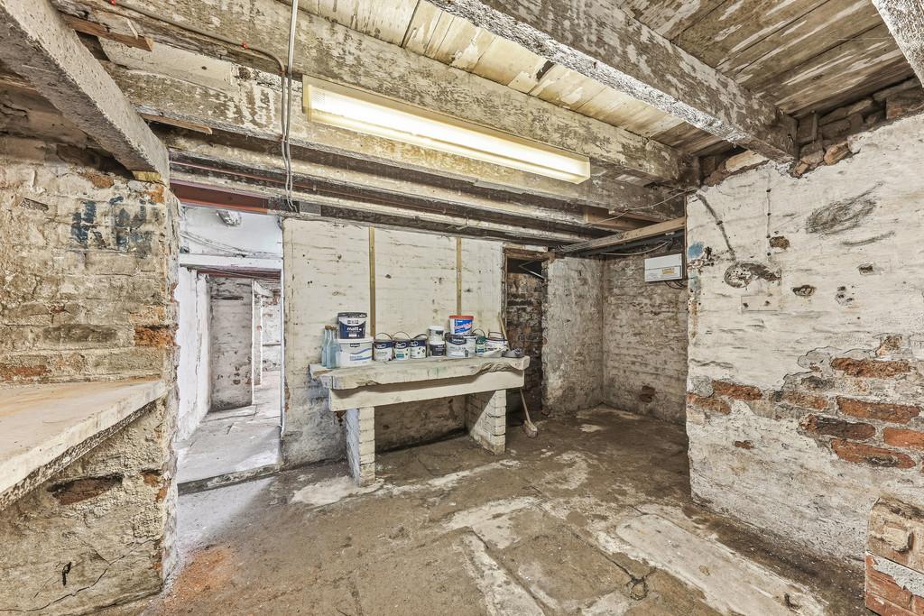 2 Donald Street-11