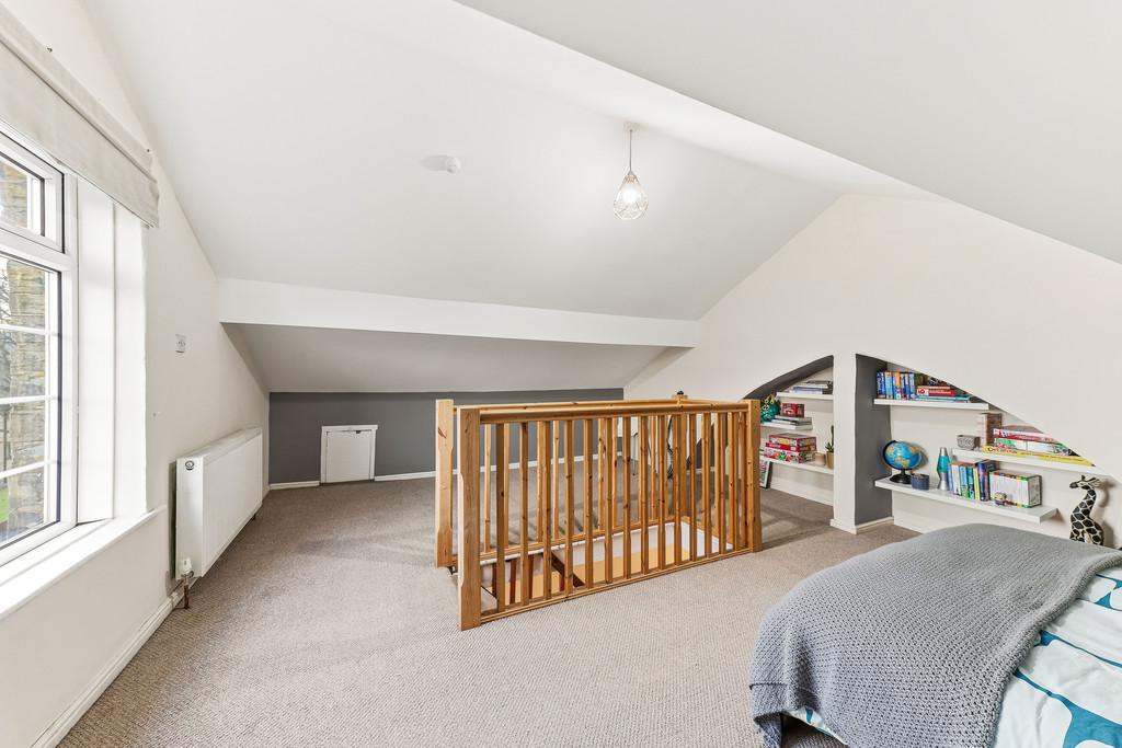 2 Donald Street-25