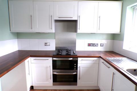 2 bedroom terraced house to rent, Holt Crescent, Cannock WS11