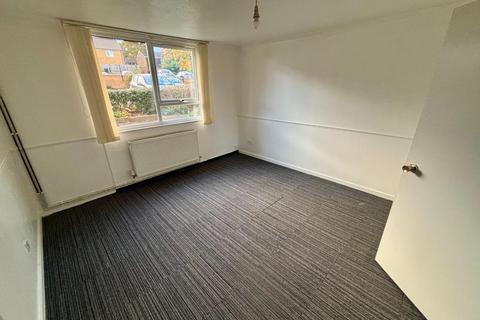 3 bedroom terraced house for sale, Swain Court, Lumbertubs, Northampton NN3