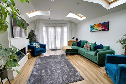 3 bedroom detached house for sale, Wisbech Road, March PE15