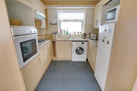 3 bedroom semi-detached house for sale, Ellingham Avenue, March PE15