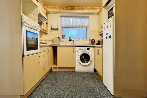 3 bedroom semi-detached house for sale, Ellingham Avenue, March PE15