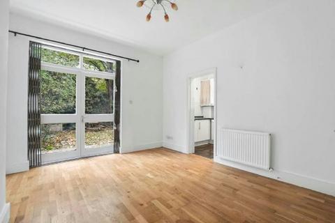 undefined, Harberton Road  Whitehall Park N19 3JR
