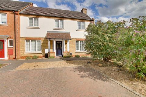 4 bedroom end of terrace house for sale, Greenwood Way, Wimblington PE15