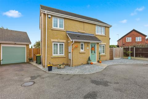 3 bedroom detached house for sale, Havengore Close, Great Wakering, Essex, SS3