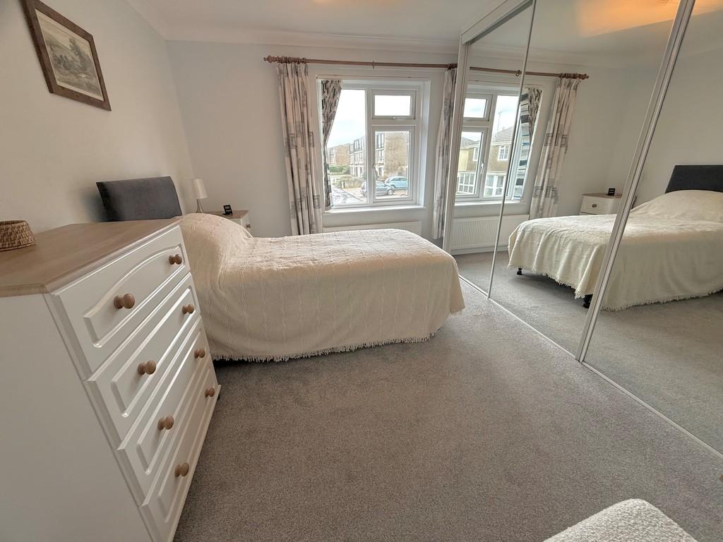 121 Mallon Dene Bedroom 1