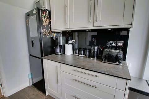 3 bedroom semi-detached house for sale, Ellingham Avenue, March PE15