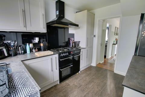 3 bedroom semi-detached house for sale, Ellingham Avenue, March PE15