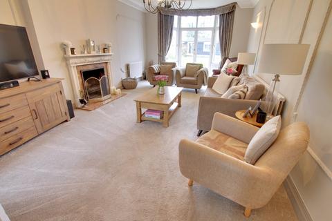 4 bedroom detached house for sale, Regent Avenue, March PE15