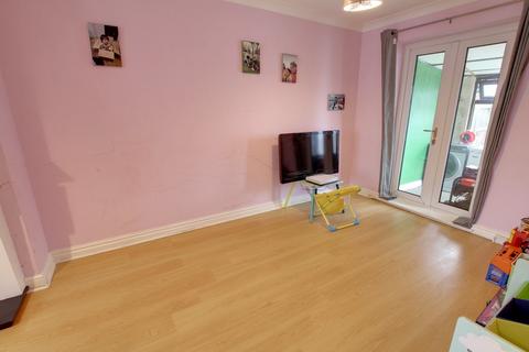 3 bedroom semi-detached house for sale, The Avenue, March PE15