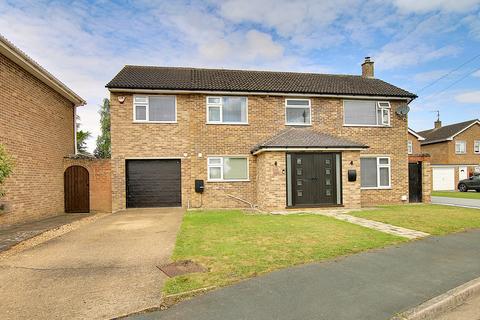 4 bedroom detached house for sale, Elwyndene Road, March PE15