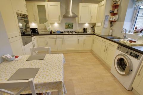 7 Ashbeach Road, March, PE15 9AL