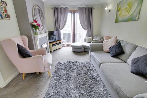 3 bedroom semi-detached house for sale, Maple Grove, March PE15