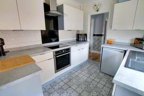 3 bedroom semi-detached house for sale, Maple Grove, March PE15