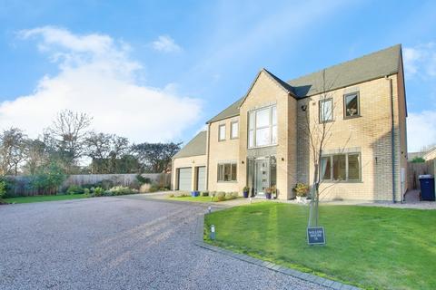 4 bedroom detached house for sale, Clayfields Drive, Wimblington PE15