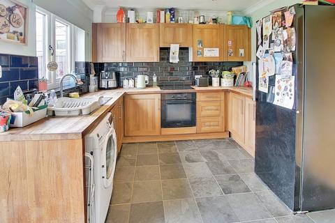 3 bedroom semi-detached house for sale, Anglers Close, March PE15