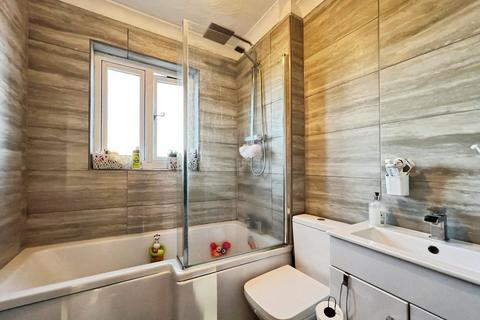 3 bedroom semi-detached house for sale, Anglers Close, March PE15