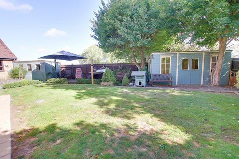5 bedroom detached house for sale, Oaktree Close, Doddington PE15