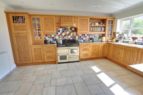 4 bedroom detached house for sale, Whittlesey Road, March PE15