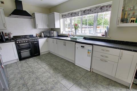 4 bedroom detached house for sale, Shaftesbury Avenue, March PE15