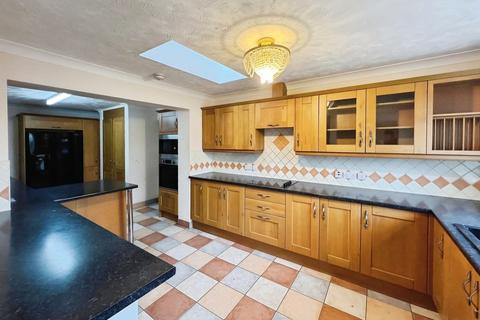 4 bedroom detached house for sale, Elwyndene Road, March PE15