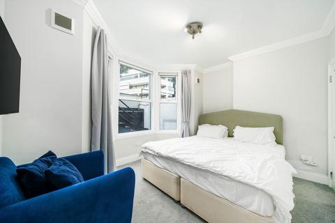 undefined, Kilburn Park Road, London NW6