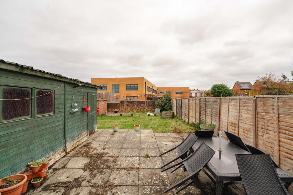 Photo 11