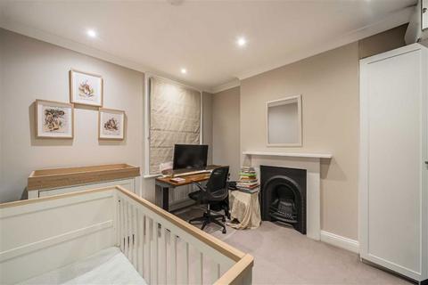 undefined, Thornbury Road, London SW2