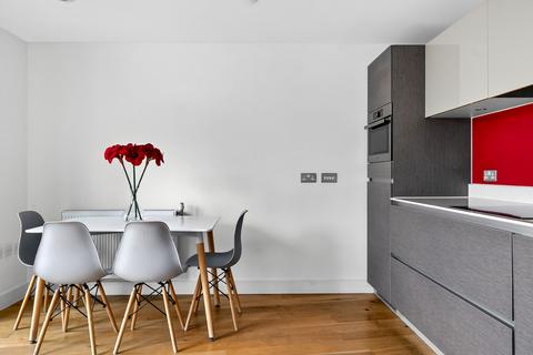 1 bedroom flat for sale, Packington Street, London N1