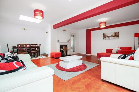 4 bedroom detached house for sale, Park Way, Bexley