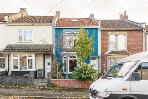 undefined, Bristol BS5