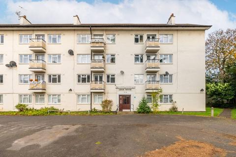 Kingsnympton Park, Kingston Hill, Kingston upon Thames, KT2