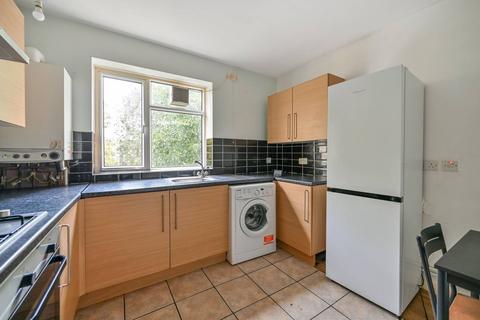 undefined, Kingsnympton Park, Kingston Hill, Kingston upon Thames, KT2