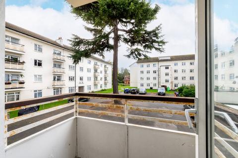 undefined, Kingsnympton Park, Kingston Hill, Kingston upon Thames, KT2
