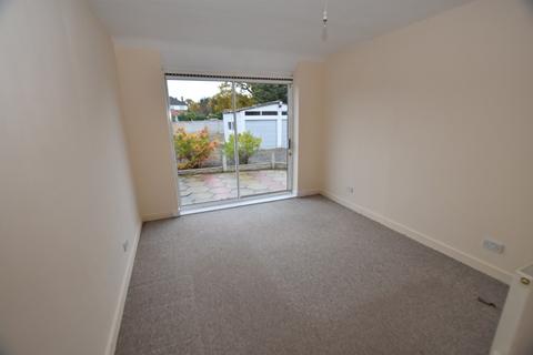 1 bedroom flat to rent, Park Avenue, Hawarden, Deeside,