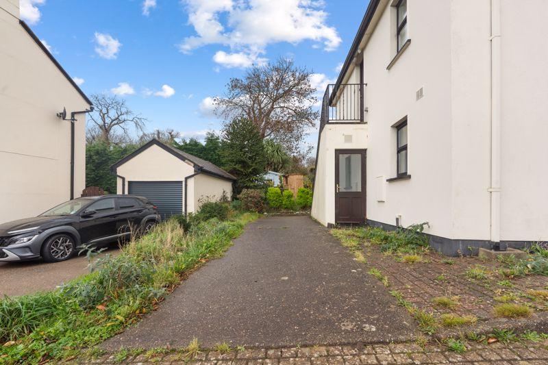 7 B Balleigh Park