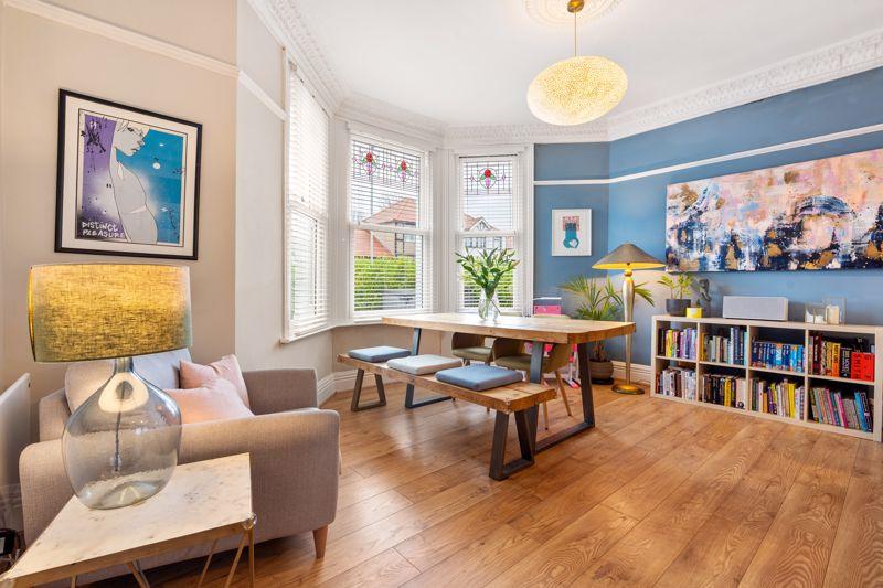 Perth House, 27...