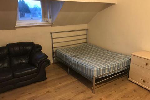 undefined, Room 13, 46 Gledholt Road, Huddersfield
