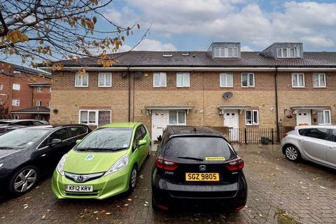 undefined, Carmichael Close, Ruislip